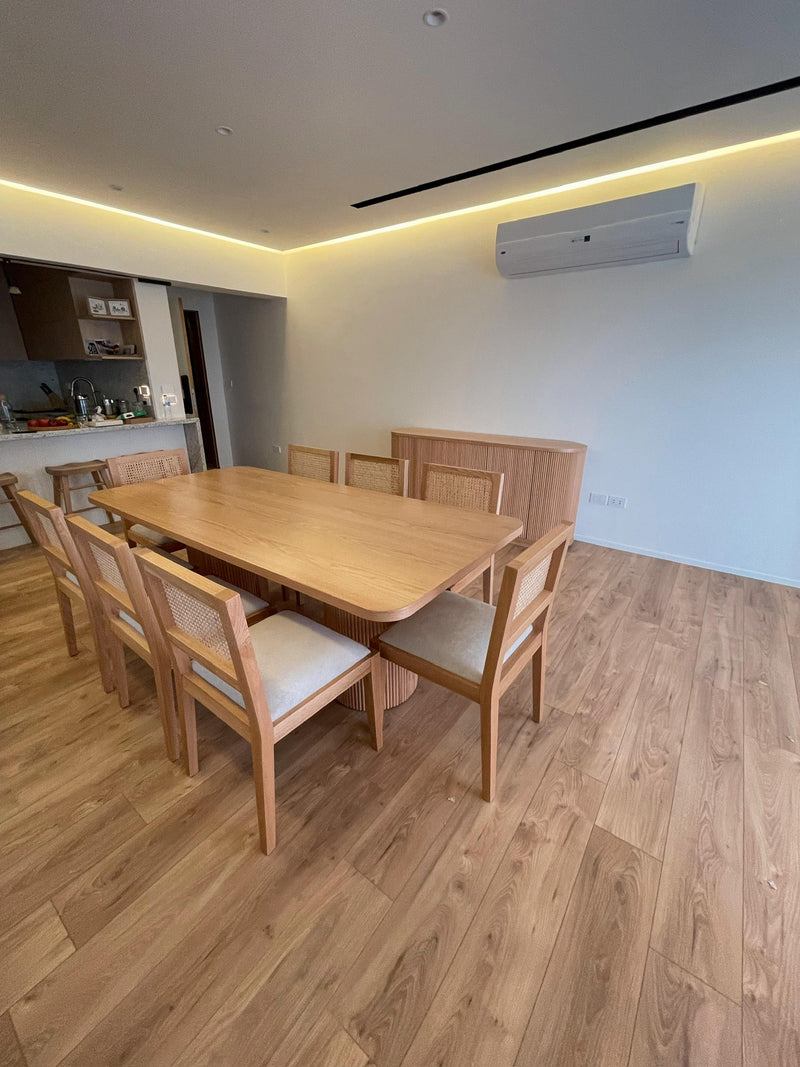 Sol Dining Table and Chairs
