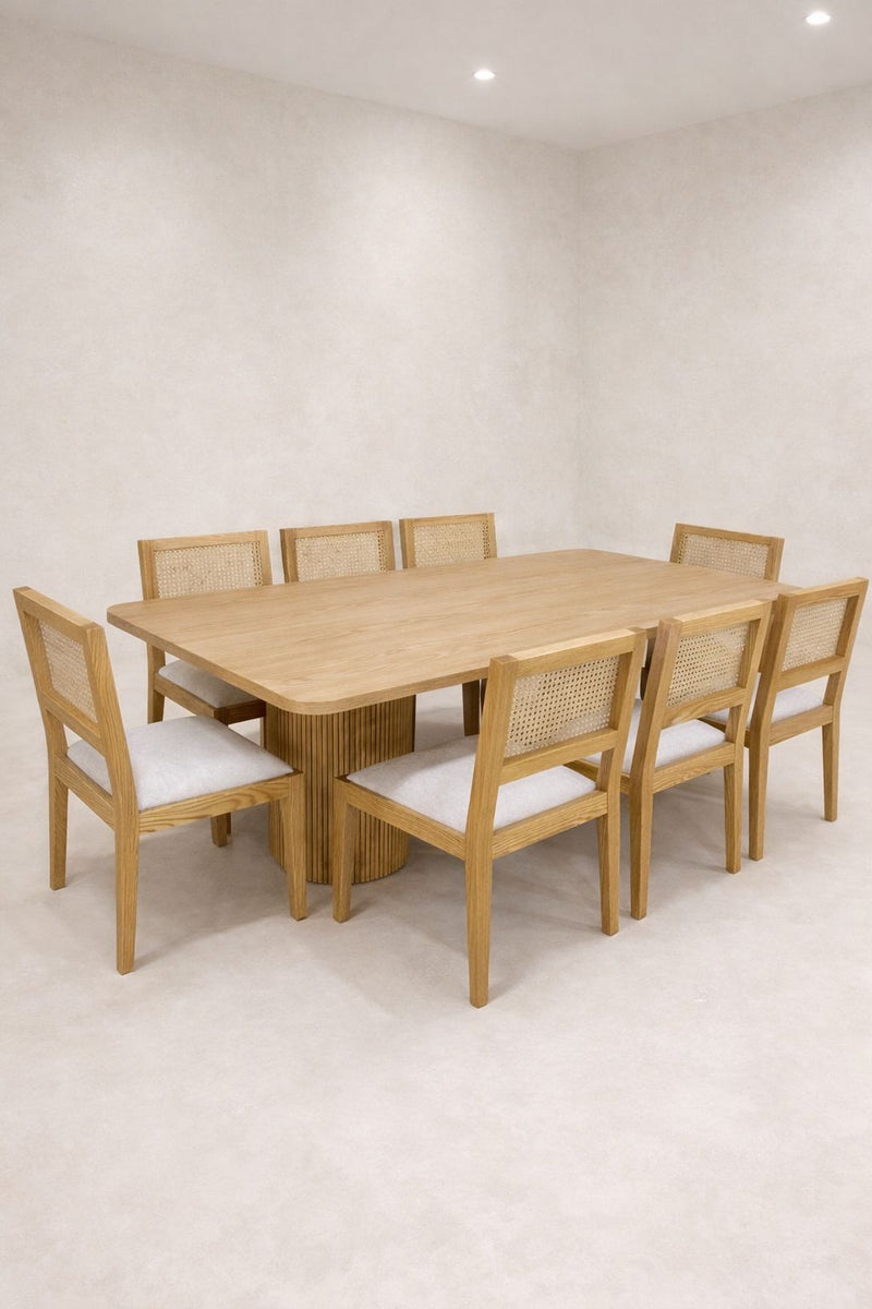 Sol Dining Table and Chairs