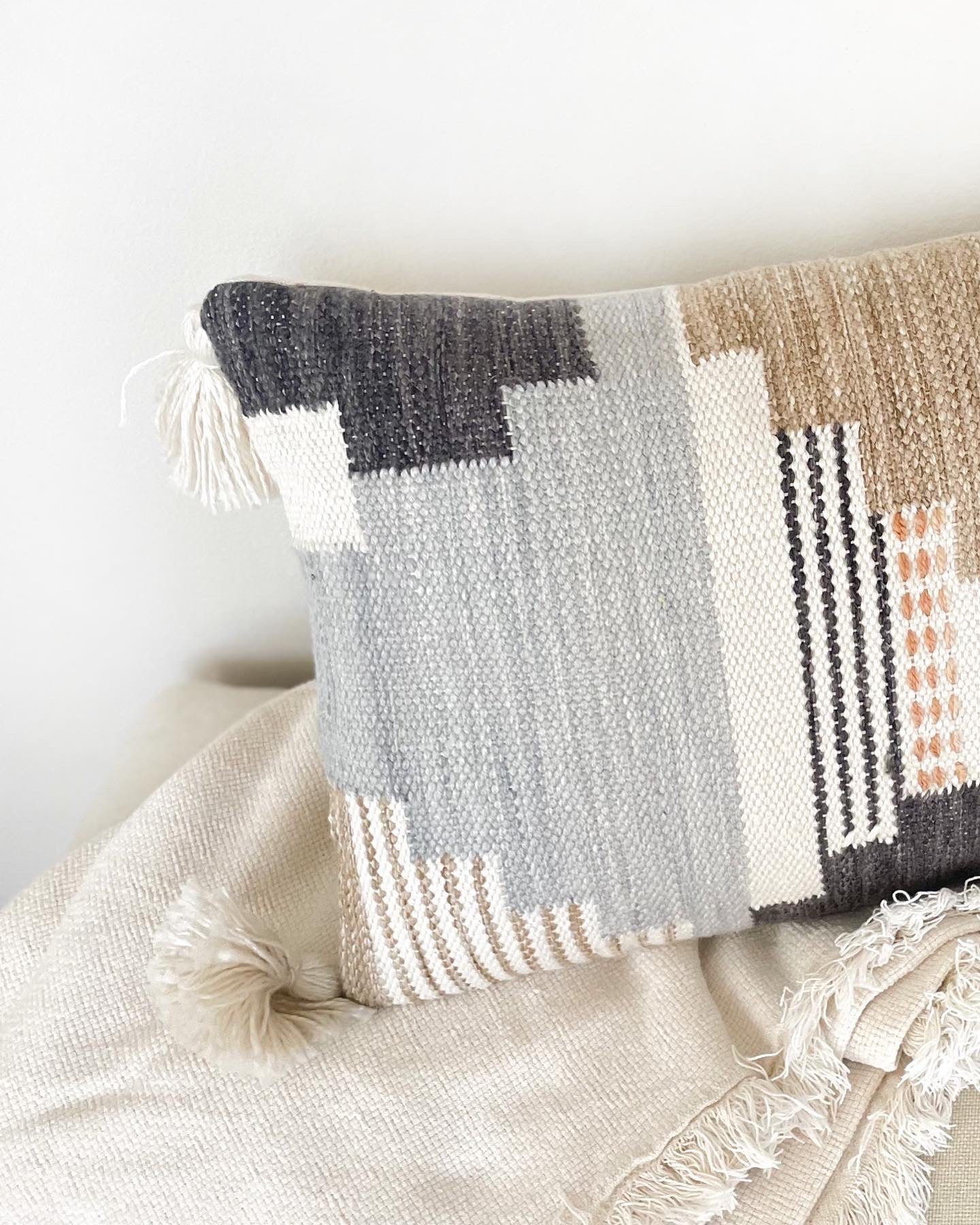 Escaya Handwoven Pillow