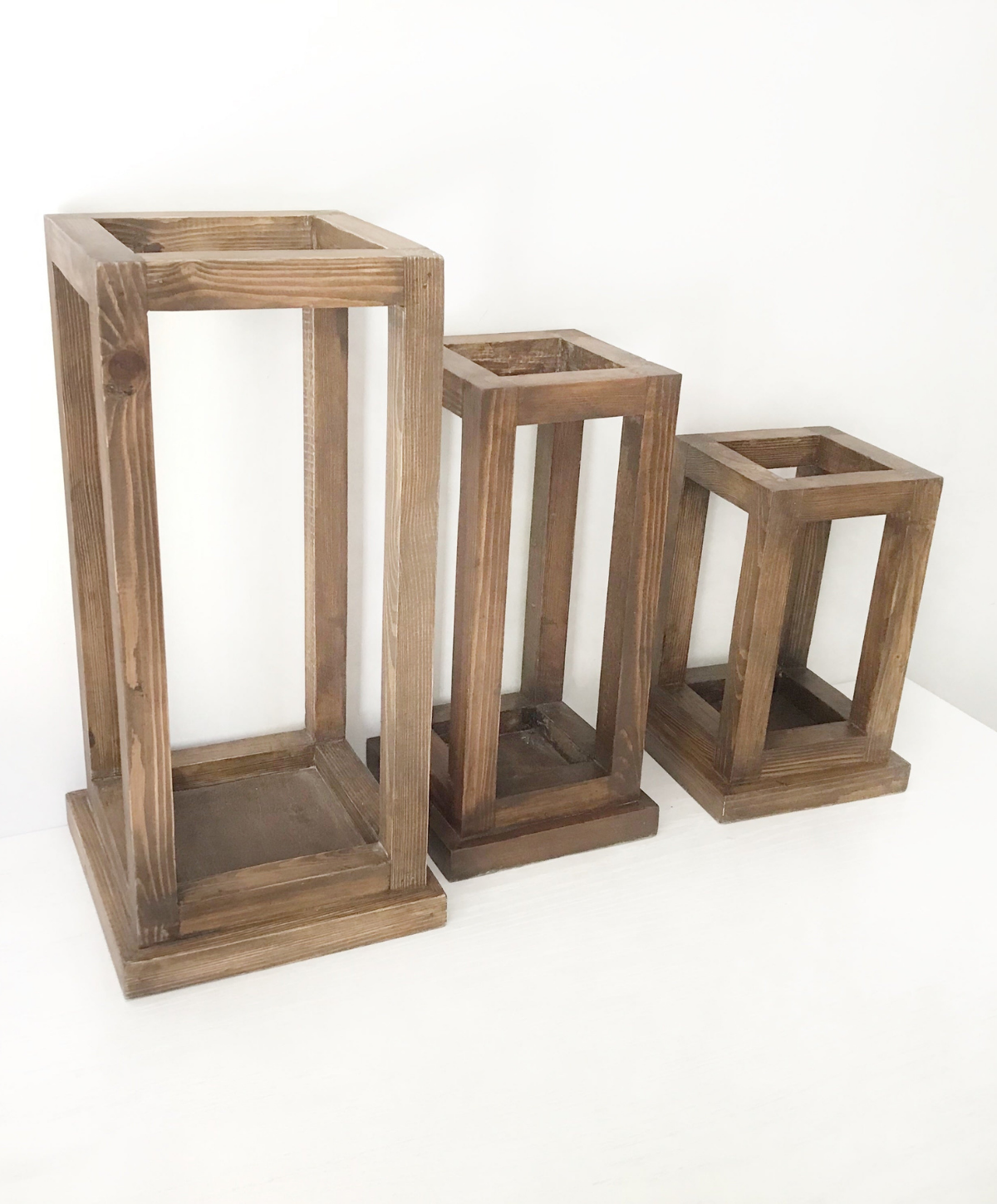 Rustic Lanters - Wooden - set of 3