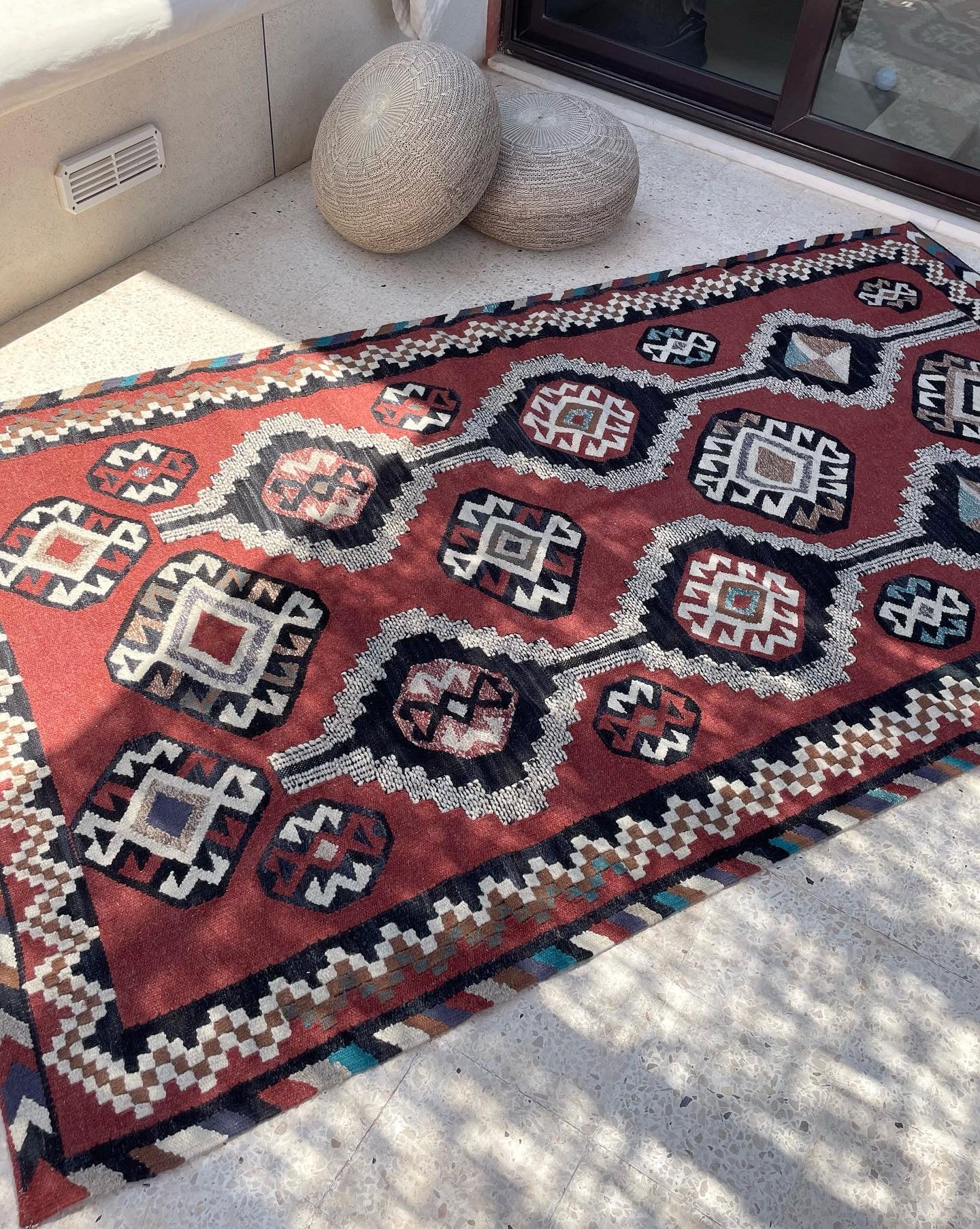 Arabesque Handwoven Rug